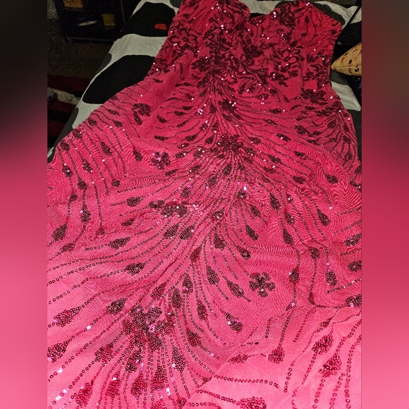 Adriana sequin maxi dress color fuchsia - Picture 6 of 7